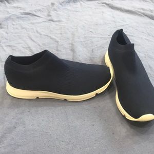 Vince leather sole sneakers- women’s